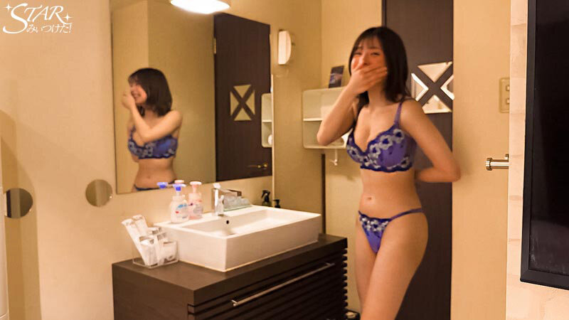 AVデビュー前の秘蔵映像公開!Iカップシャカリキアルバイター女子大学生(20)小笠原菜乃のサンプル画像8